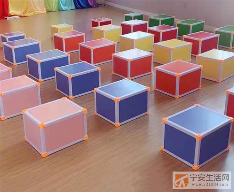 出售桌椅板凳